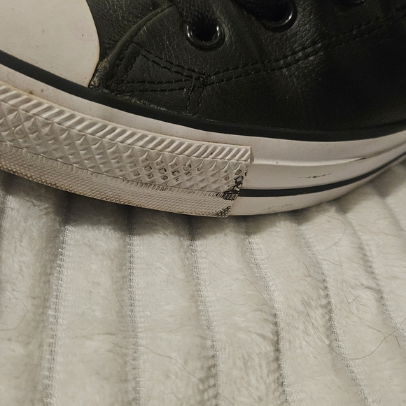Converse Black Leather High-Tops - Picture 7 of 7